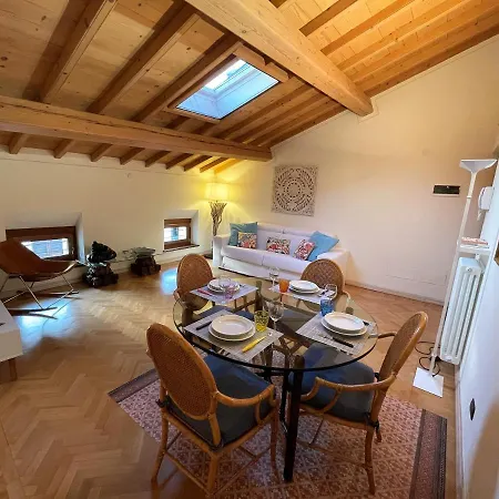 Attic 1 Centro Storico Lejlighed Peschiera del Garda